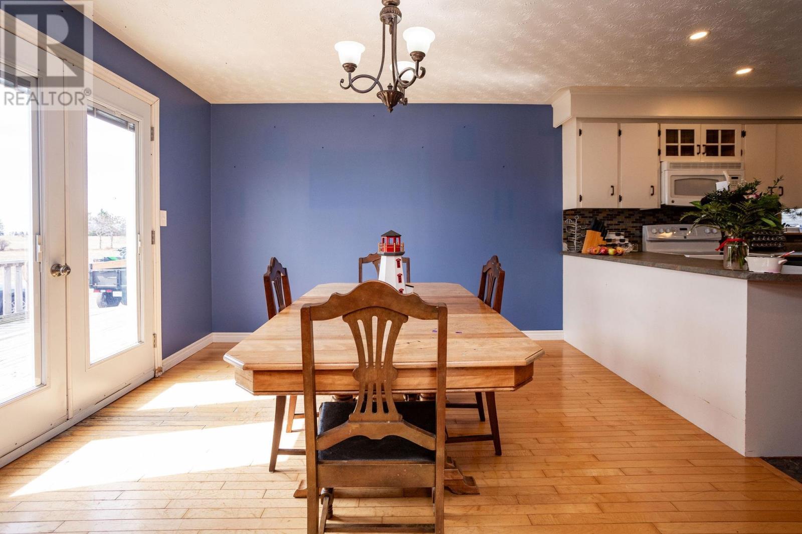 382 ROBERTSON Road - photo 2