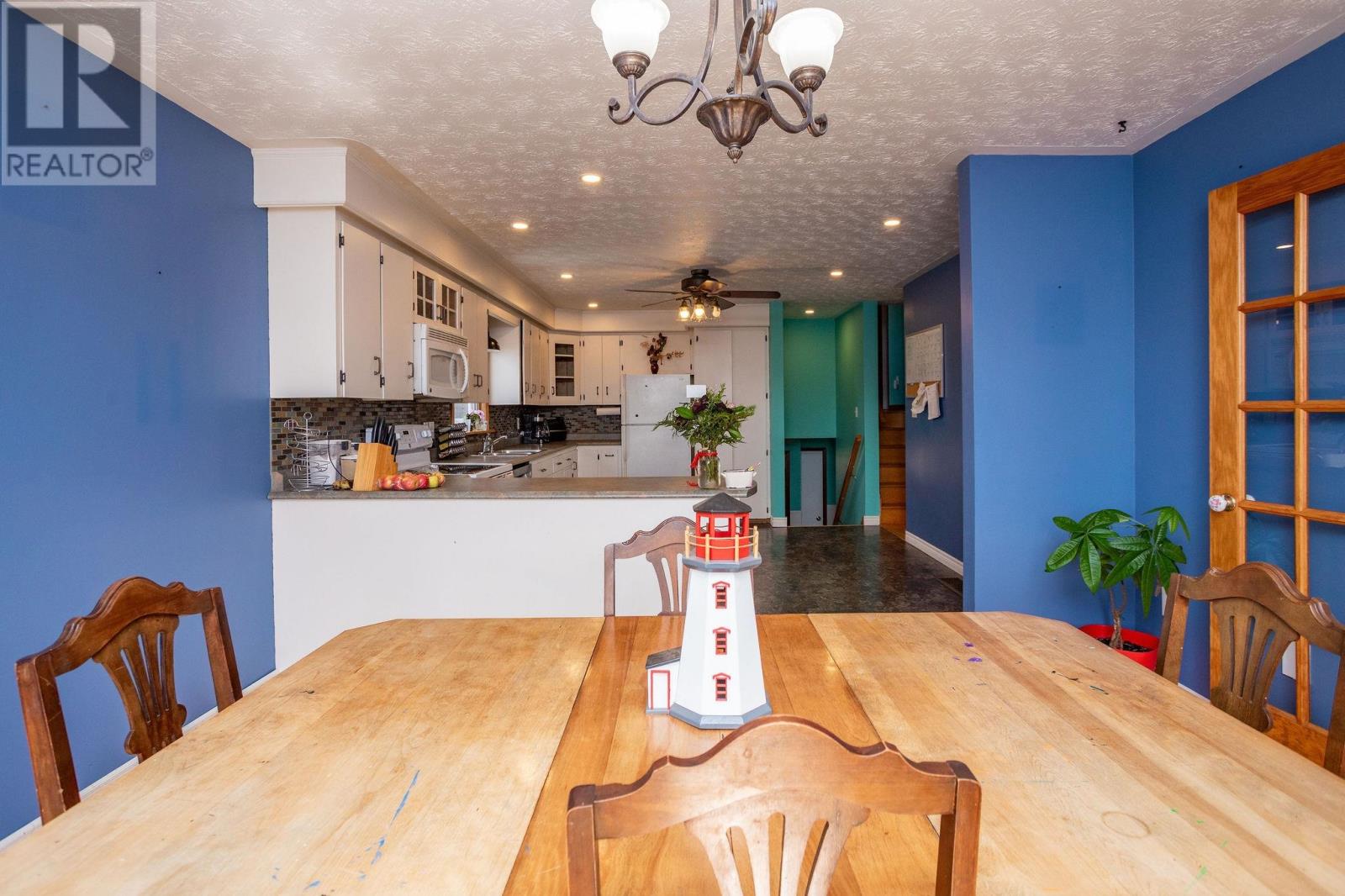382 ROBERTSON Road - photo 4
