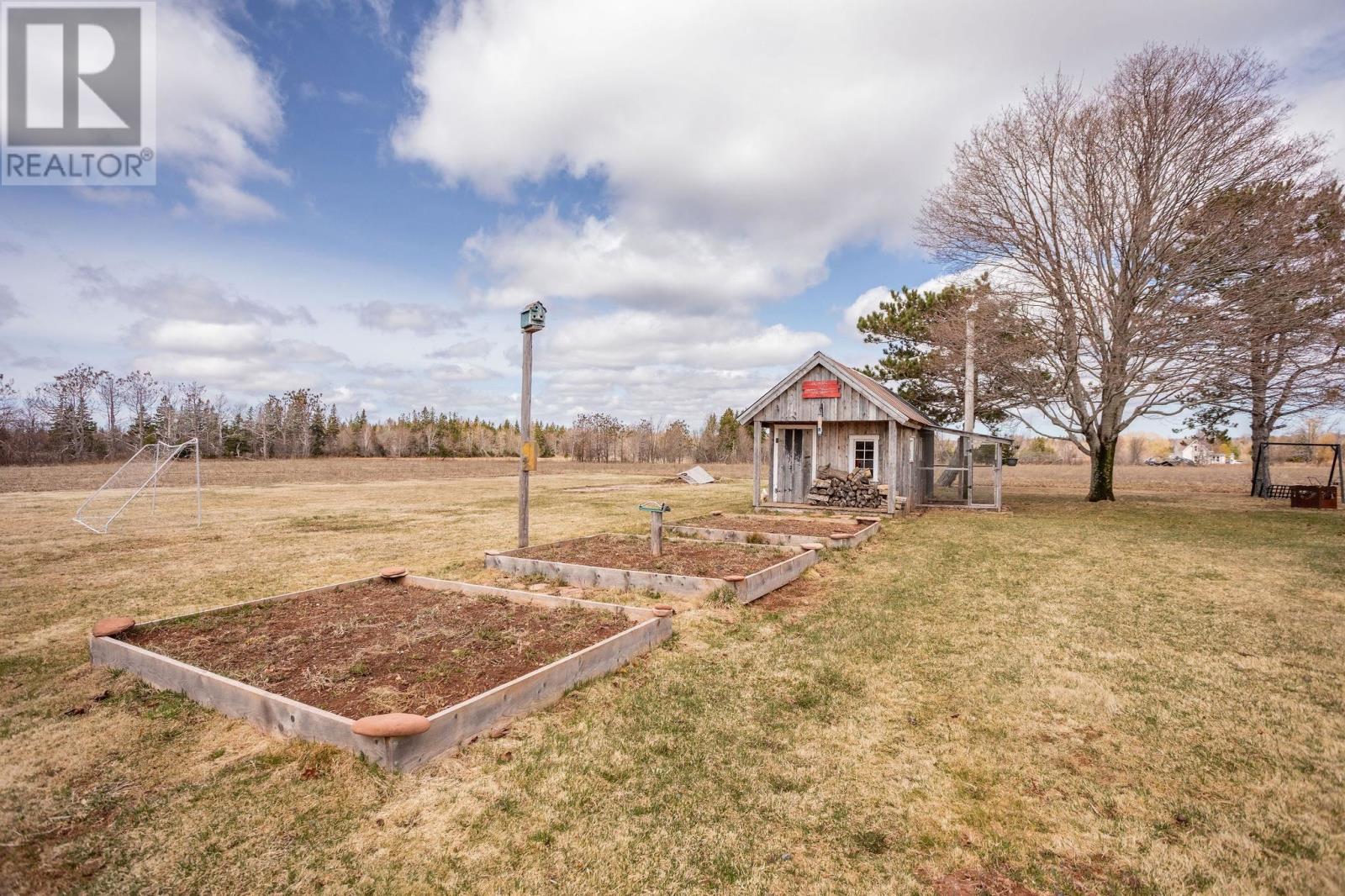 382 ROBERTSON Road — photo 41