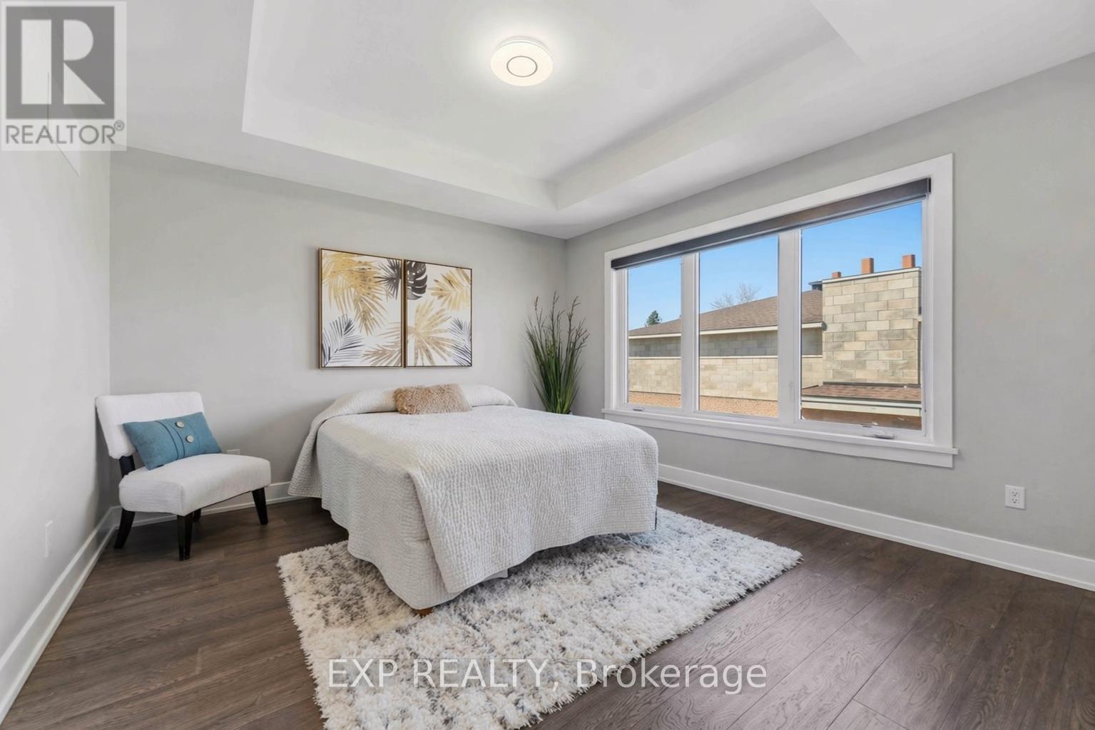 937 FALAISE ROAD - 29