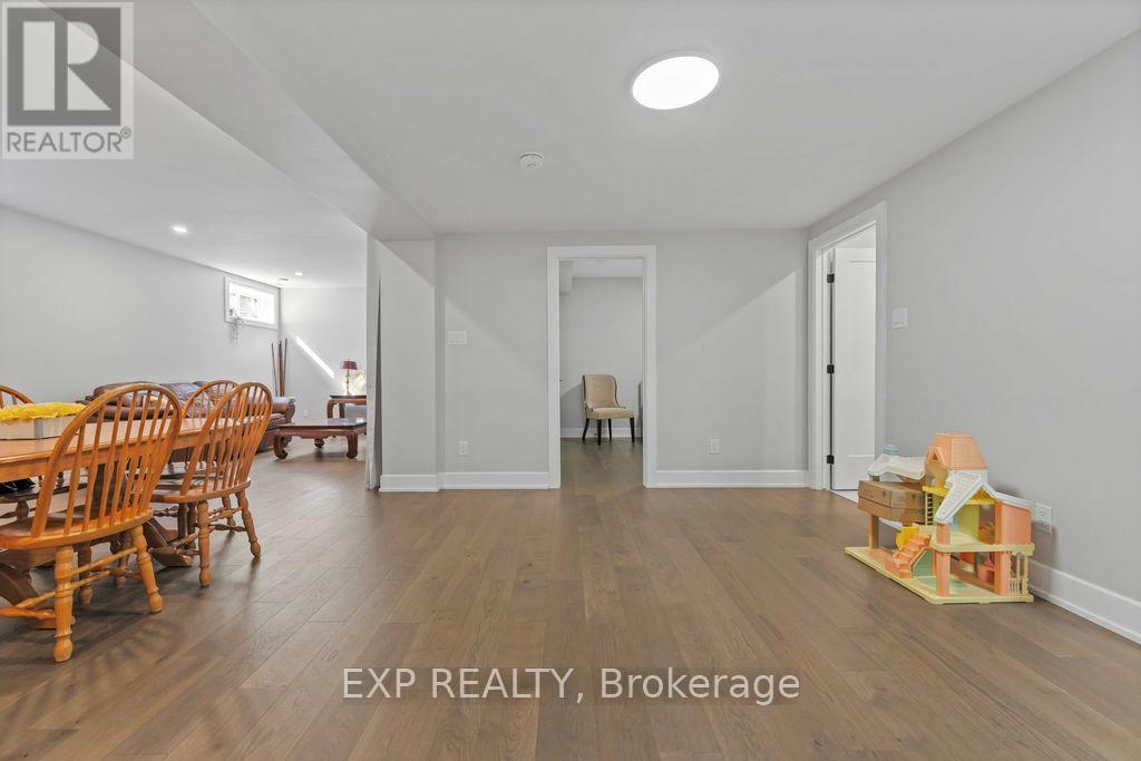 937 FALAISE ROAD - 40
