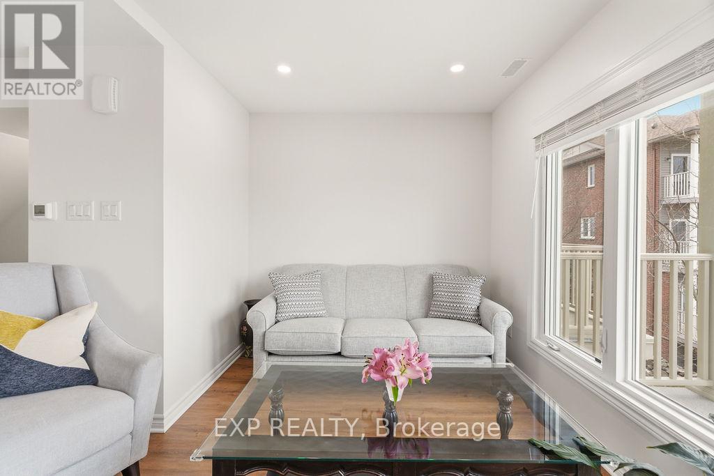 #32 2621 LONGFIELDS DRIVE - 10