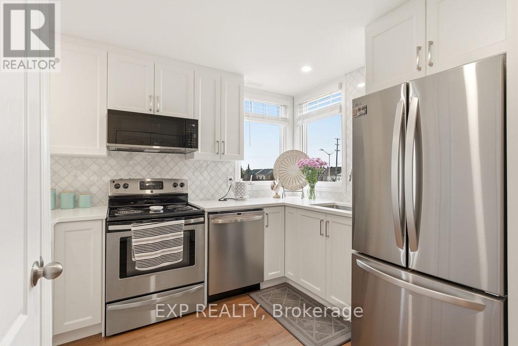 #32 2621 LONGFIELDS DRIVE - 13