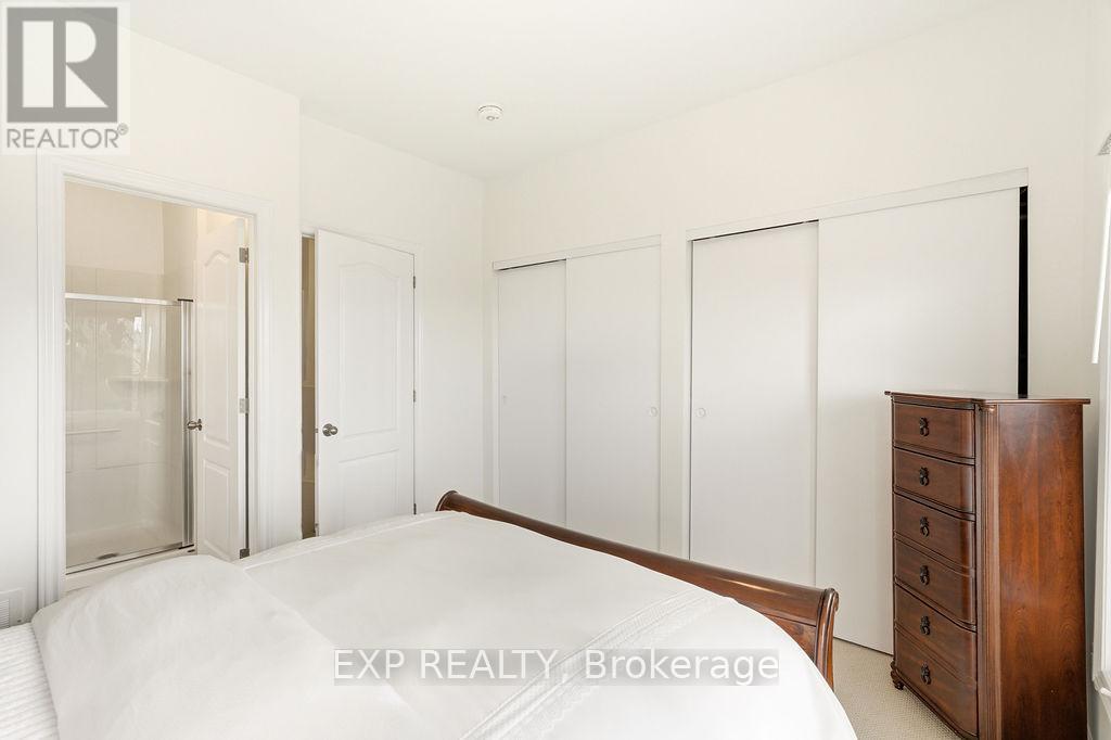 #32 2621 LONGFIELDS DRIVE - 24