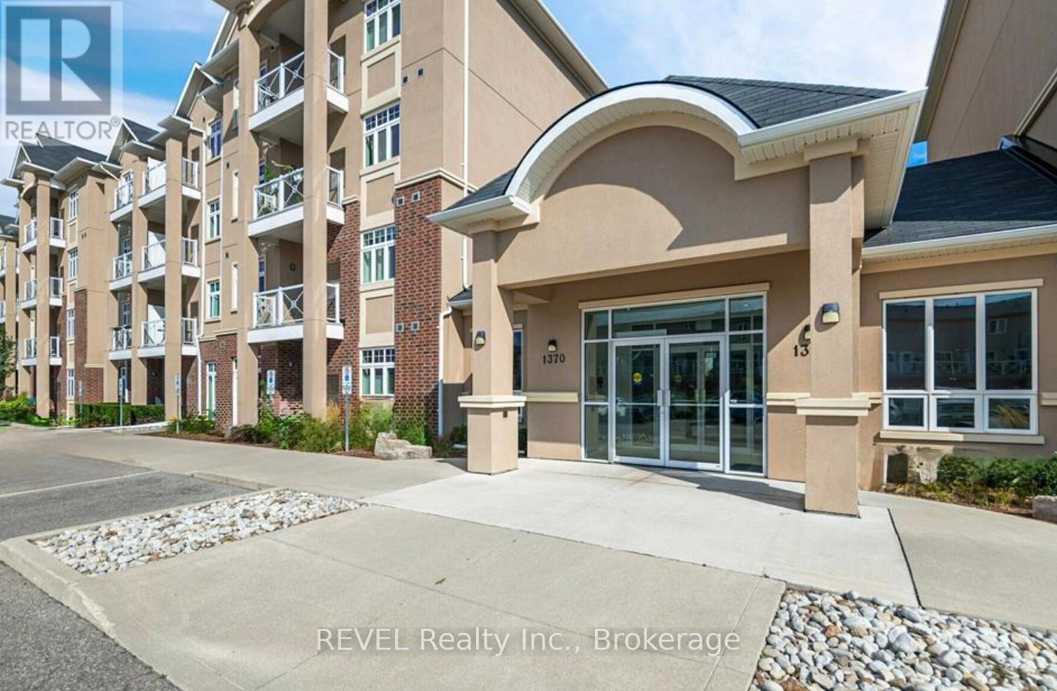 311 - 1370 COSTIGAN ROAD