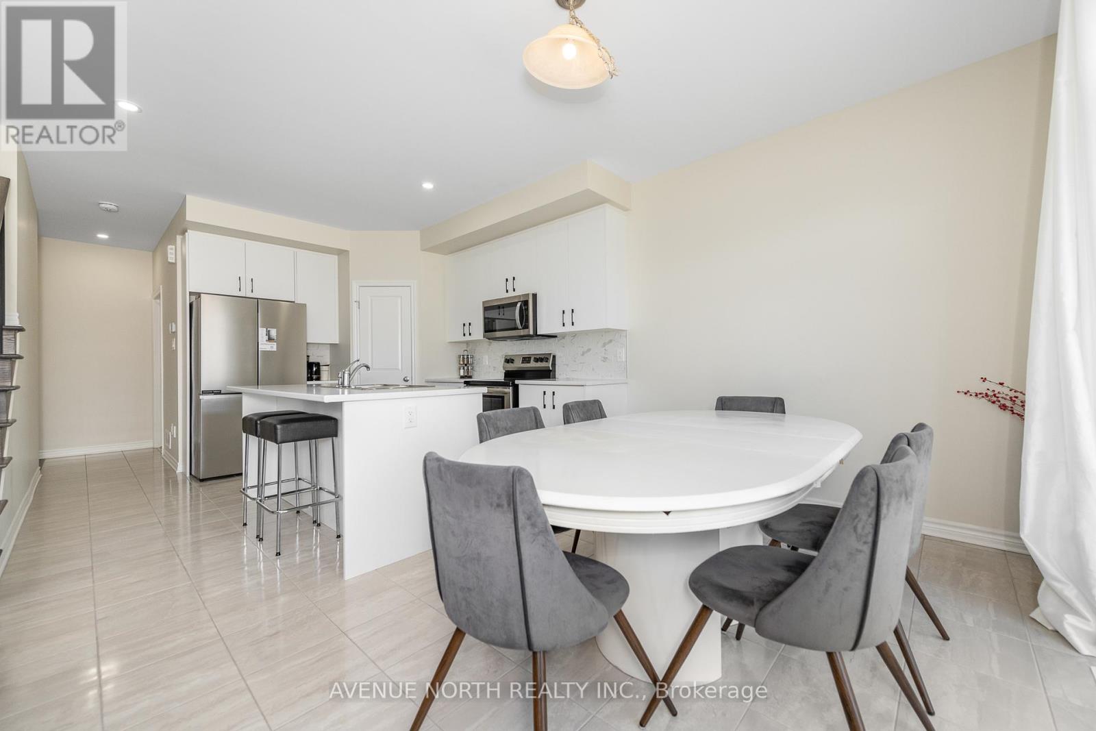 756 NAMUR STREET - 11