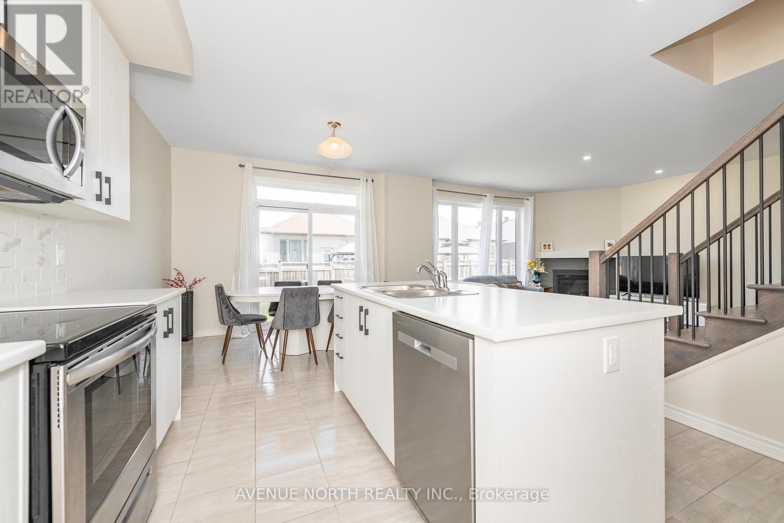 756 NAMUR STREET - 12