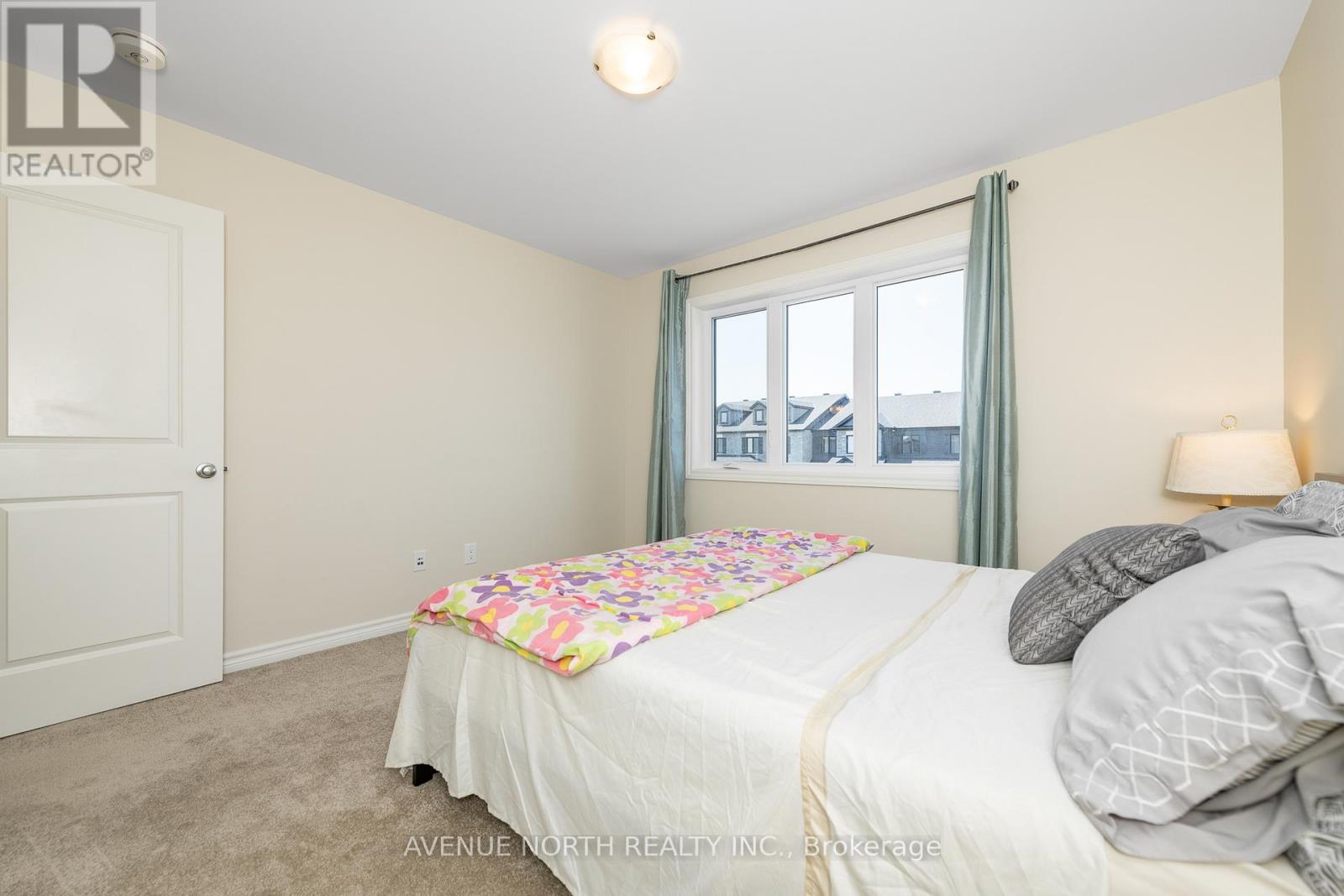 756 NAMUR STREET - 23