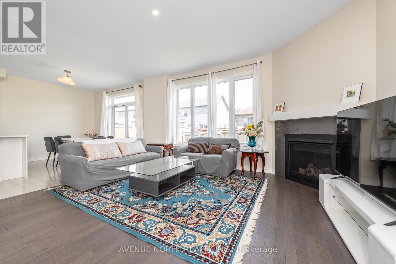 756 NAMUR STREET - 8