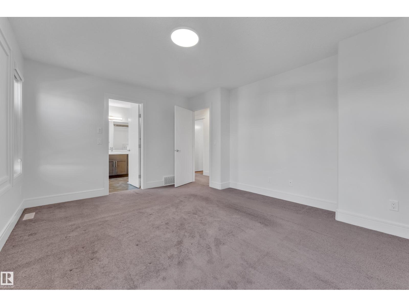 6156 11 AV SW, Edmonton