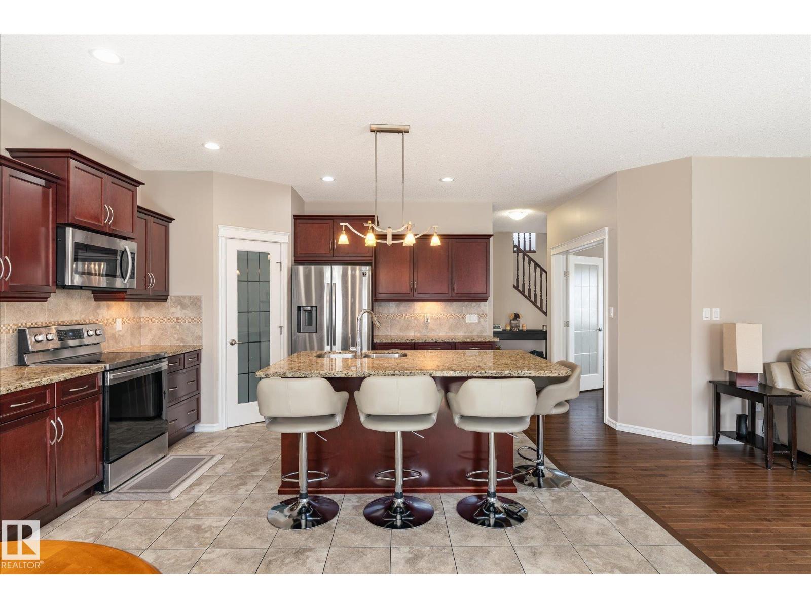 137 Wellington PL, Fort Saskatchewan