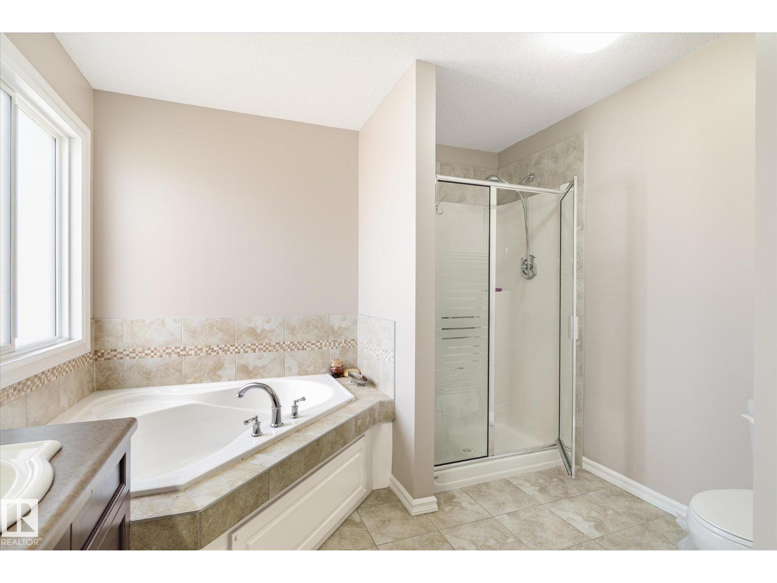 137 Wellington PL, Fort Saskatchewan