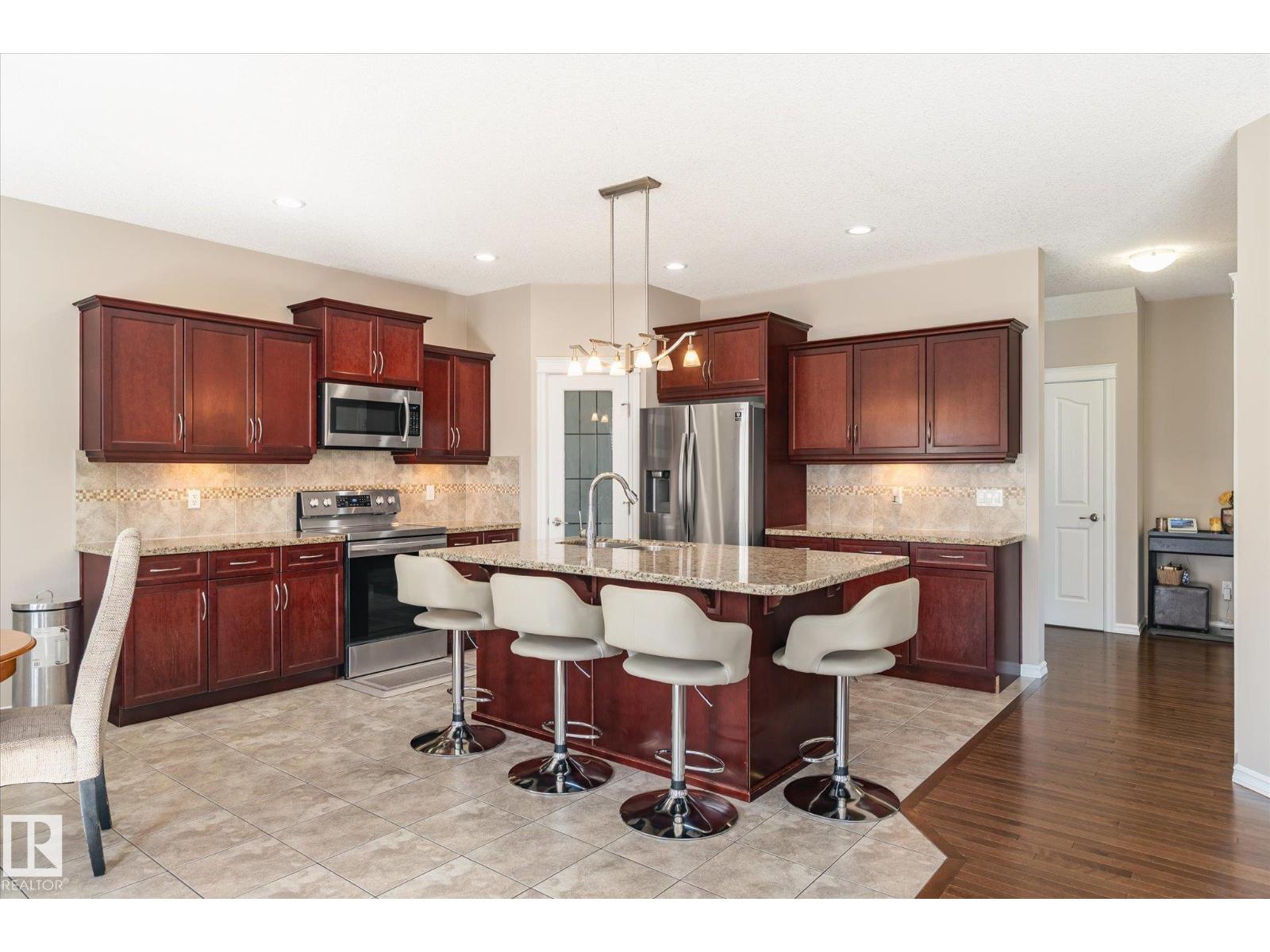 137 Wellington PL, Fort Saskatchewan