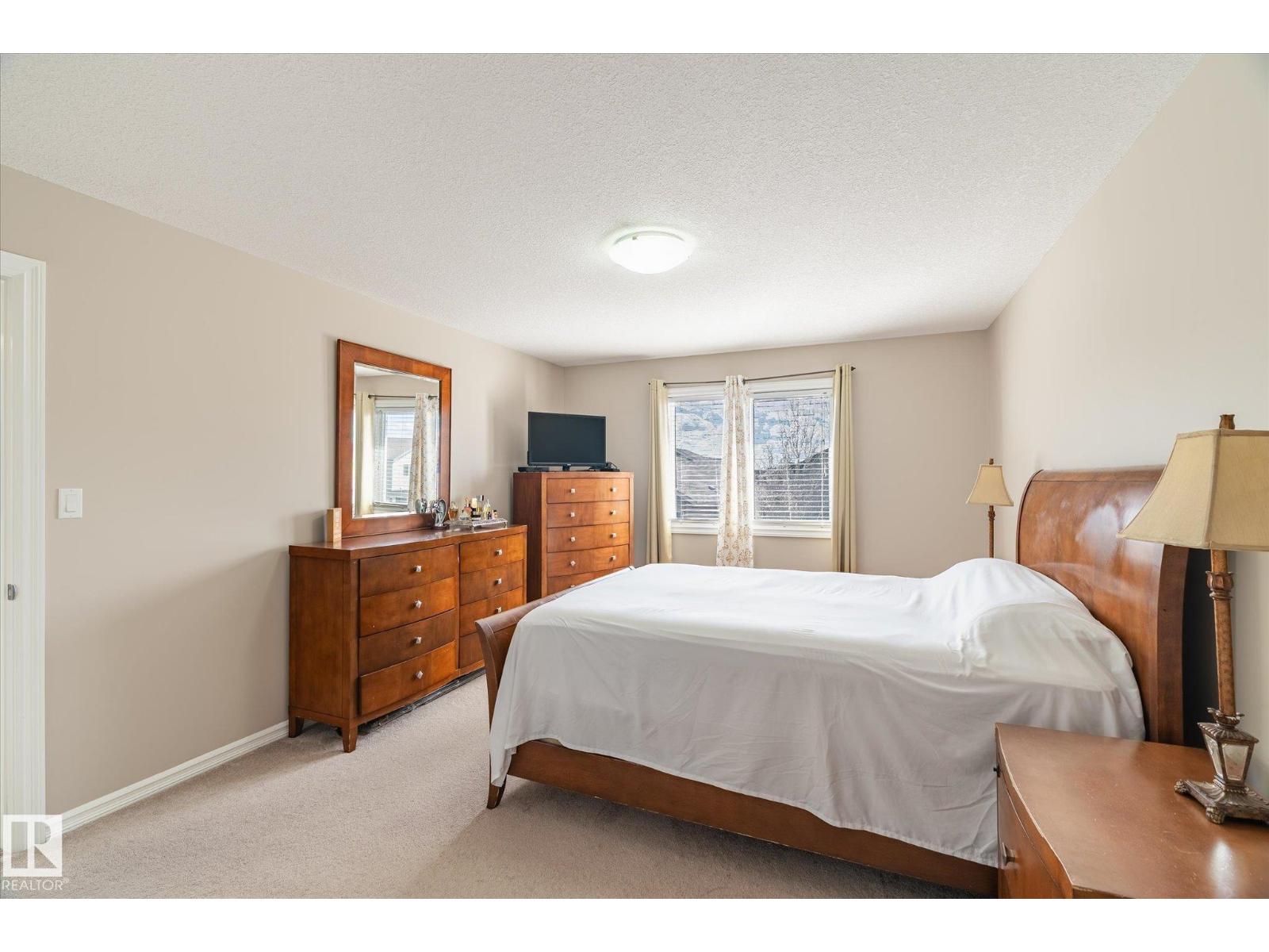 137 Wellington PL, Fort Saskatchewan