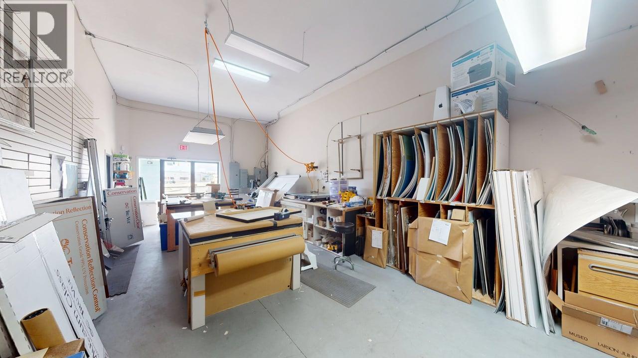  800 Baker Street, Cranbrook