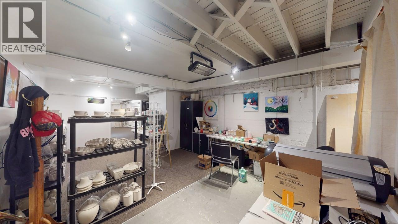  800 Baker Street, Cranbrook