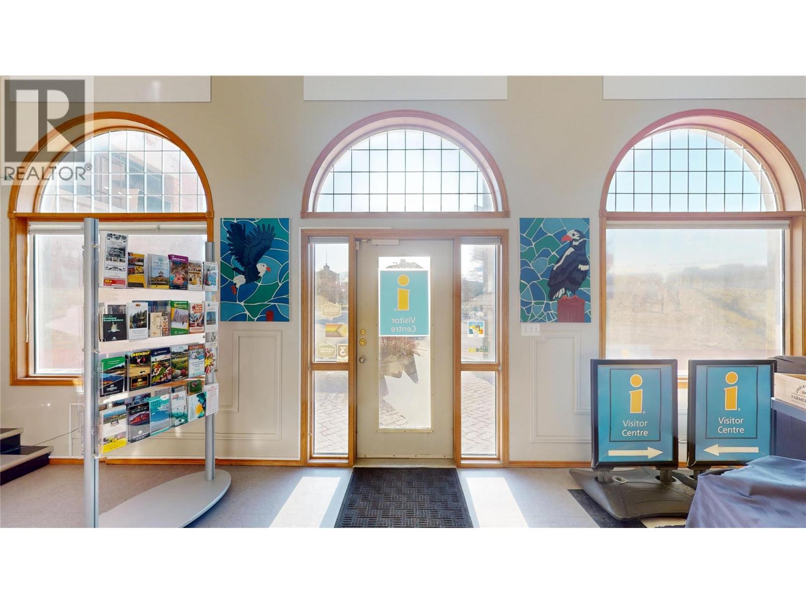  800 Baker Street, Cranbrook