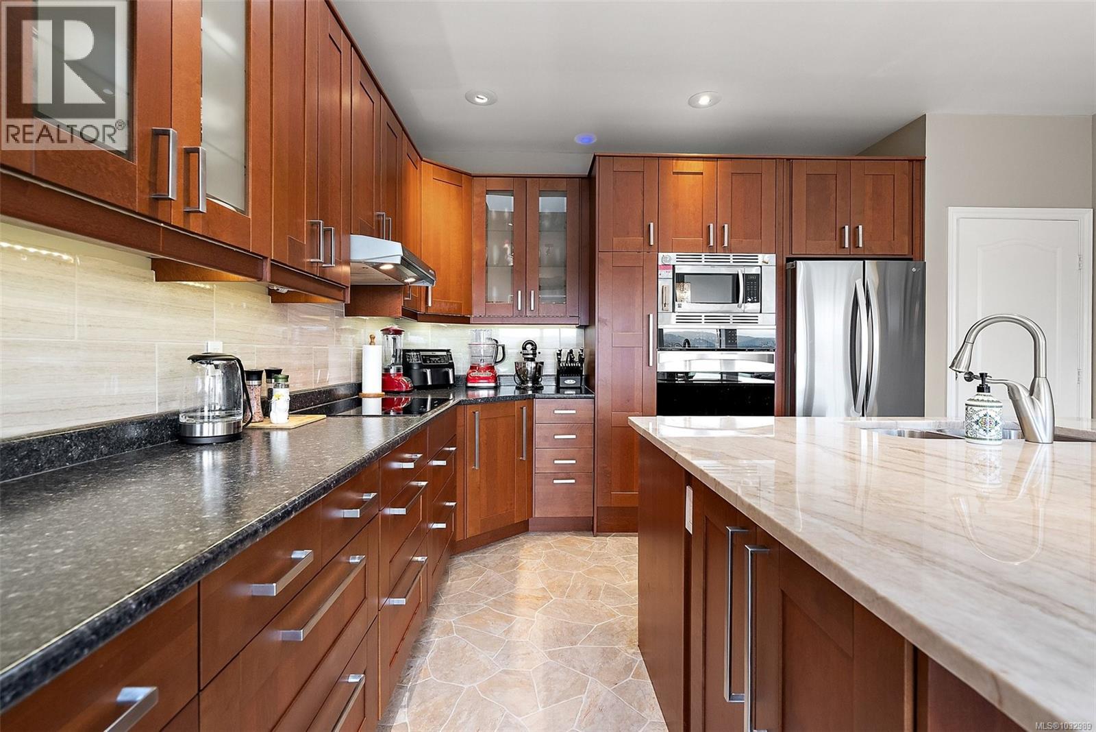 13 4300 Stoneywood Lane, Saanich