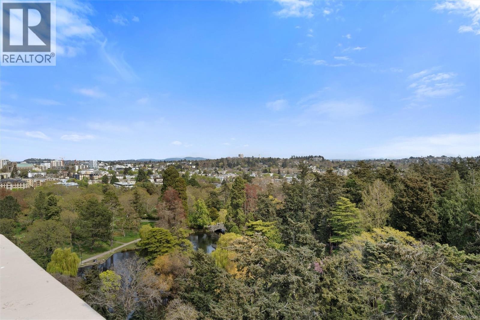 1005 250 Douglas Street, Victoria