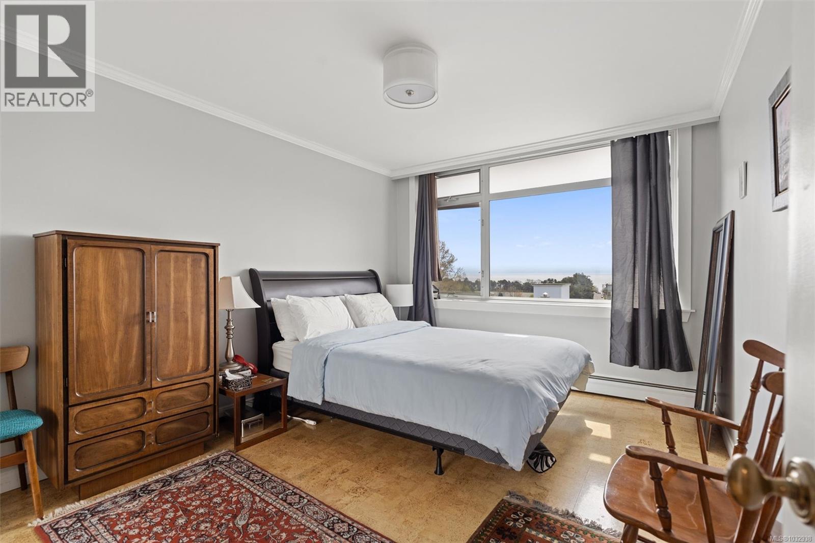 1005 250 Douglas Street, Victoria