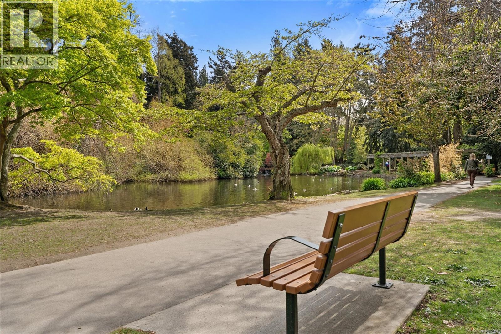 1005 250 Douglas Street, Victoria