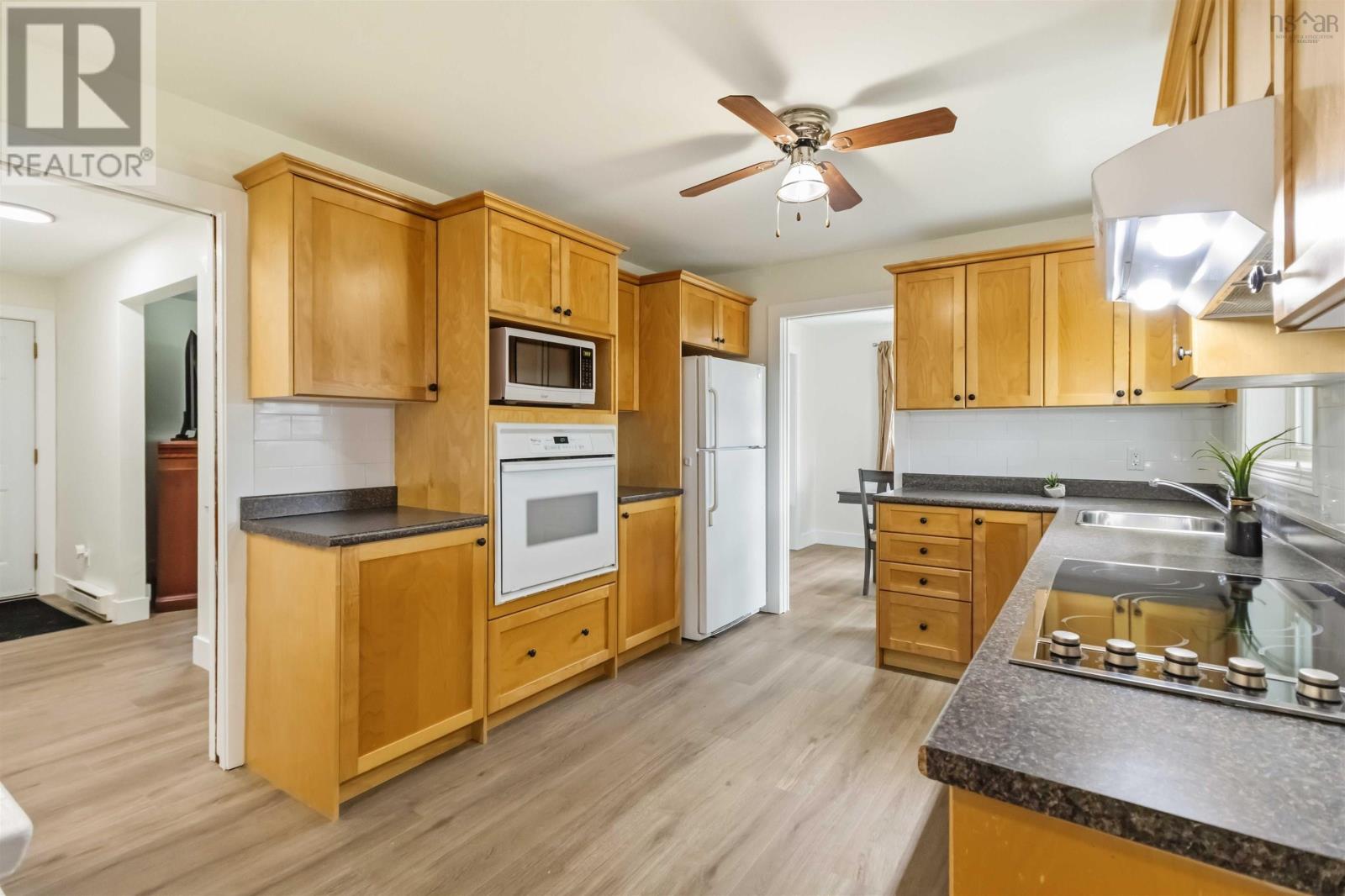 Property 20 of 46 of 1922 Hammonds Plains Road