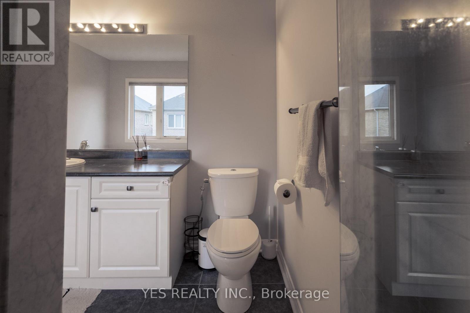 34 NEWHOUSE BOULEVARD - 30