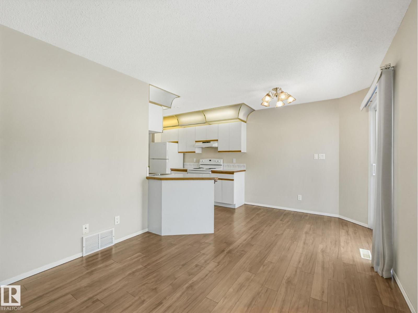 #47 1033 YOUVILLE DR W NW, Edmonton