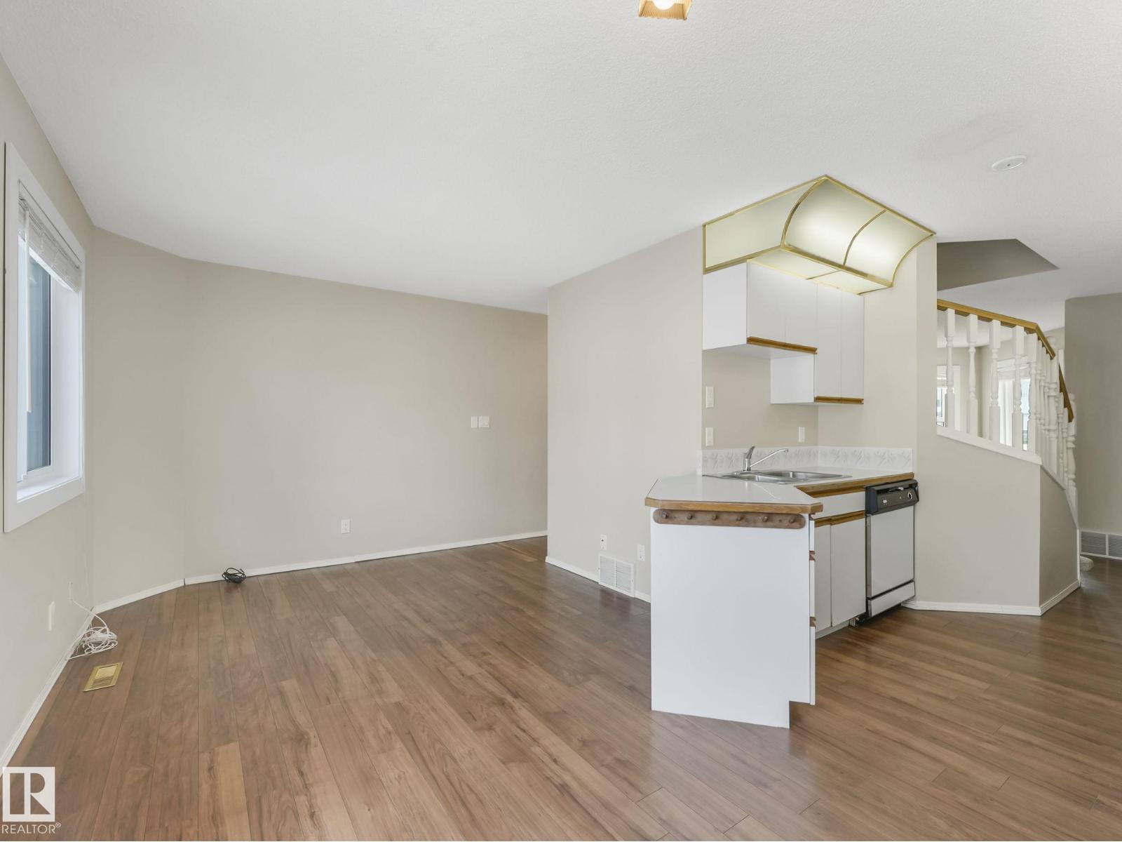 #47 1033 YOUVILLE DR W NW, Edmonton