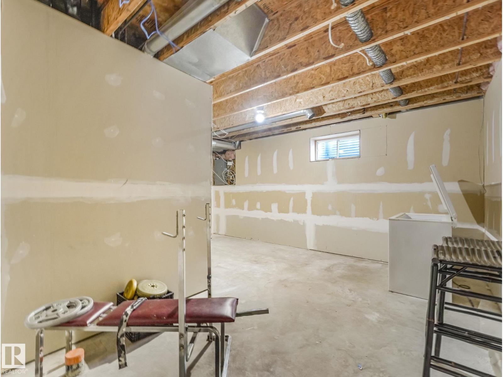 #47 1033 YOUVILLE DR W NW, Edmonton