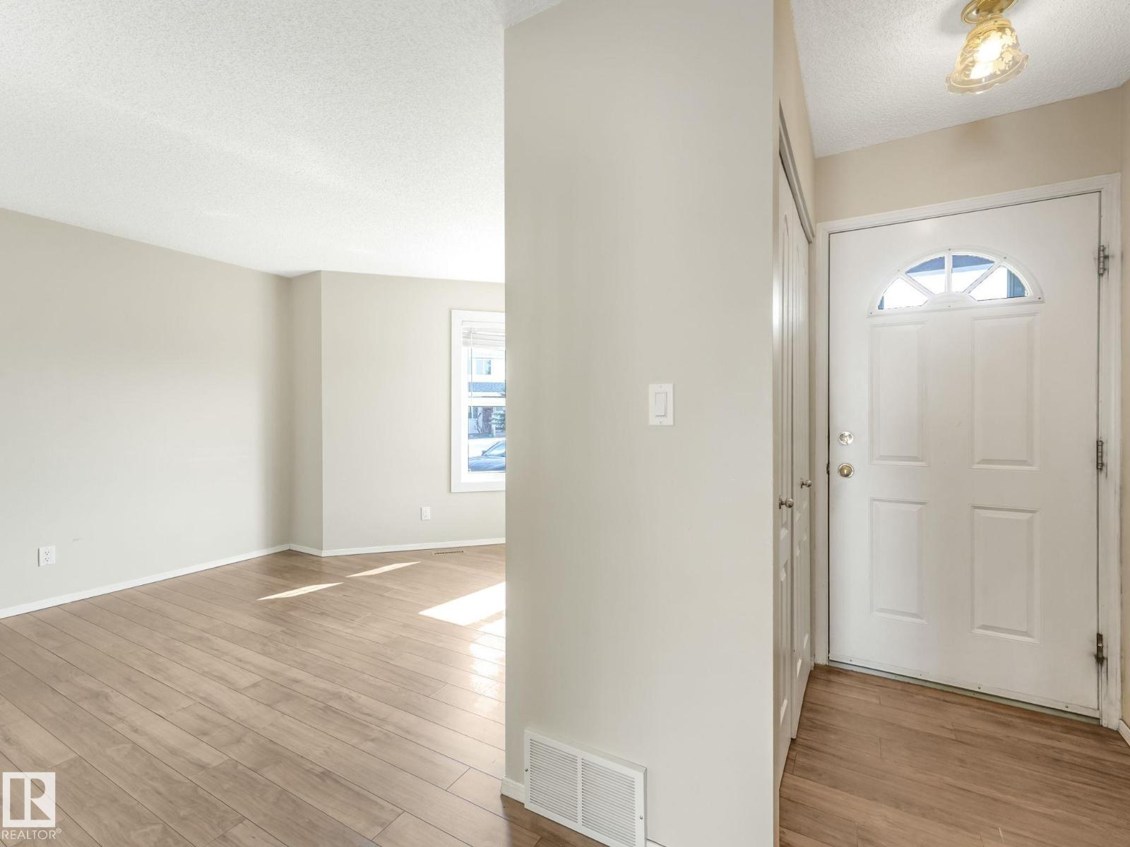 #47 1033 YOUVILLE DR W NW, Edmonton