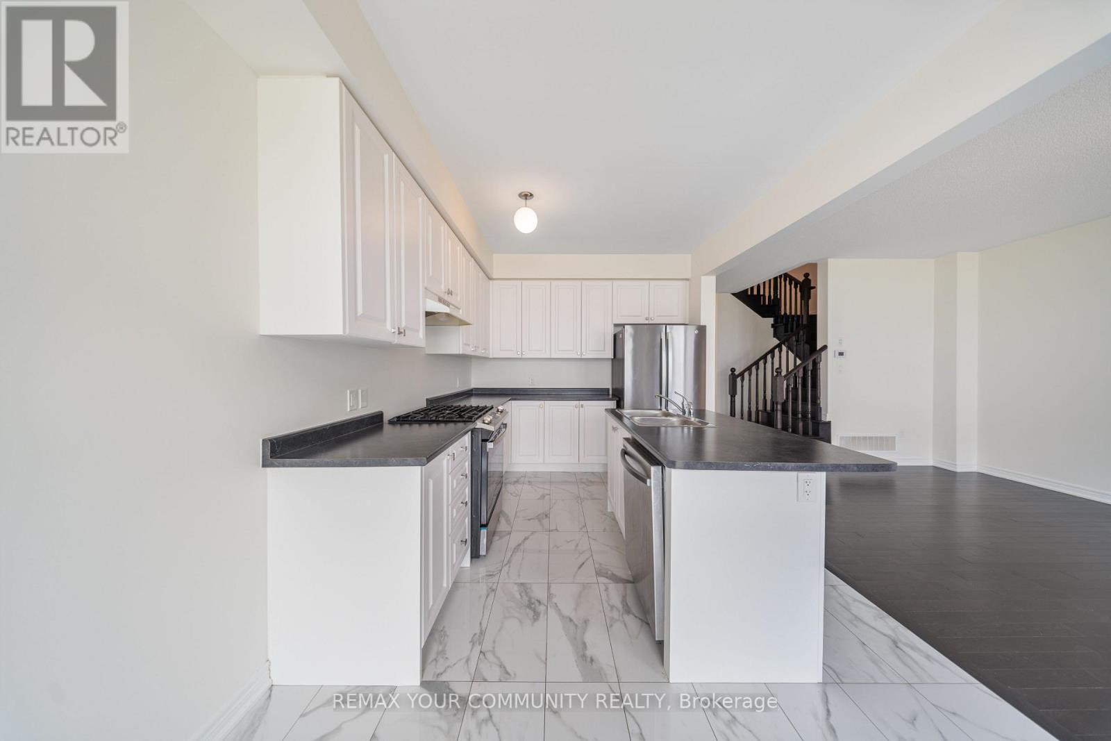 727 POTAWATOMI CRESCENT — photo 20