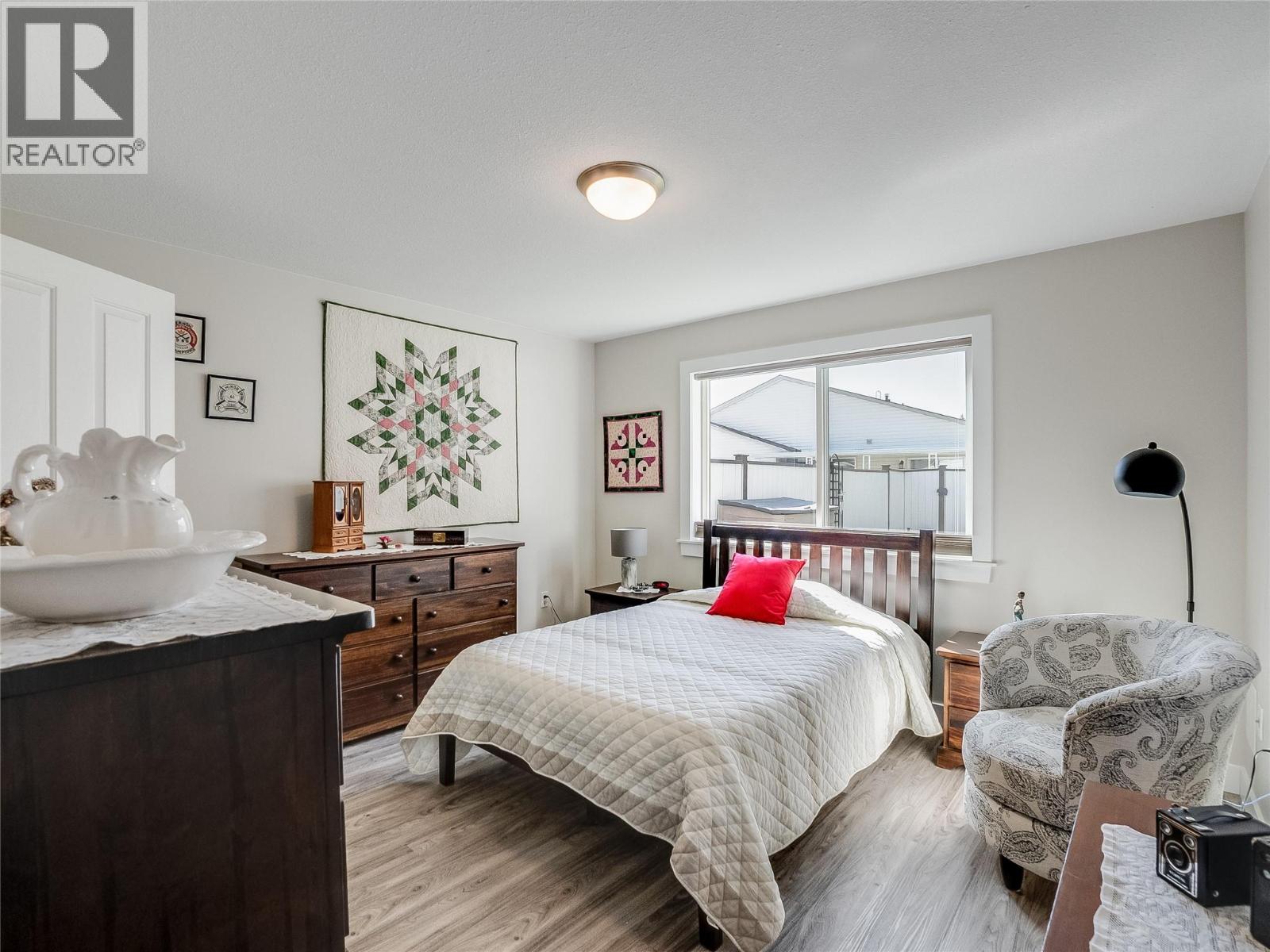 #30 2210 Columbia Avenue - 22