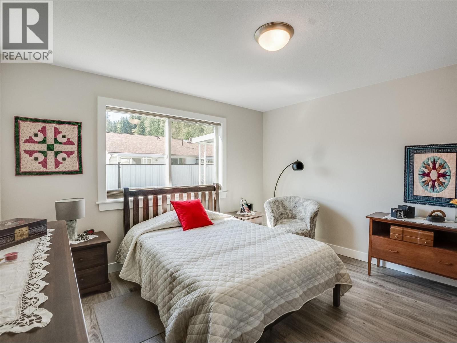 #30 2210 Columbia Avenue - 23