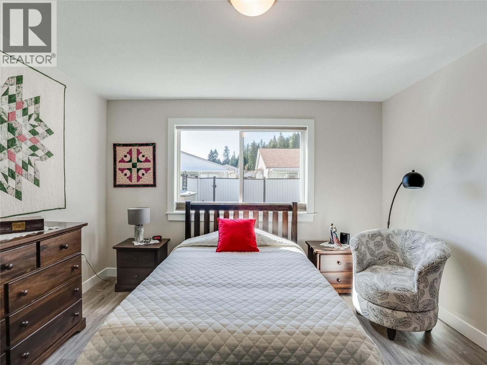 #30 2210 Columbia Avenue - 24
