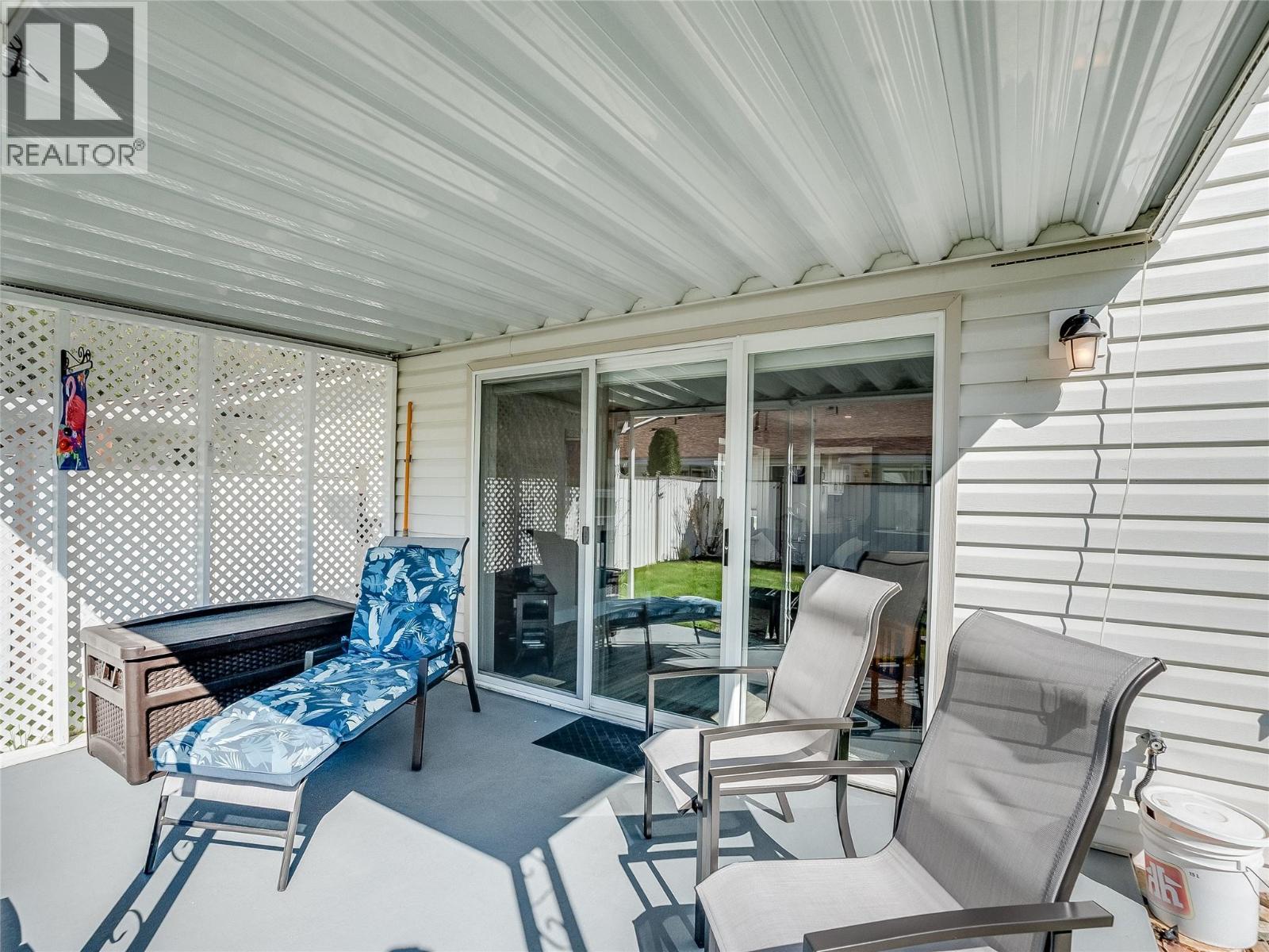 #30 2210 Columbia Avenue - 41