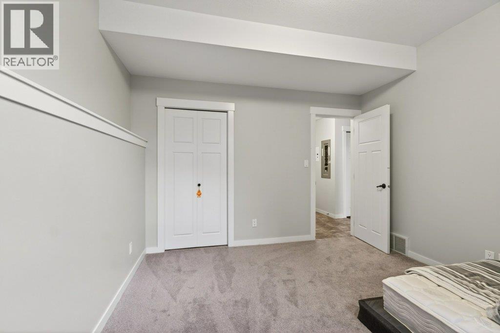  840 12 Street Southeast, Salmon Arm