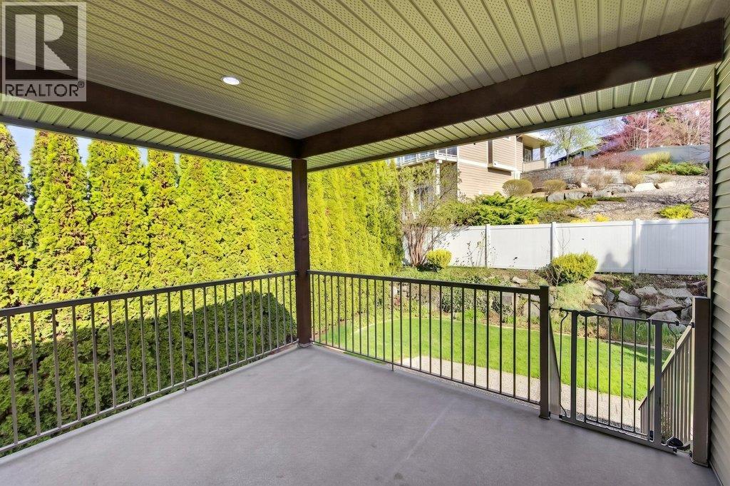  840 12 Street Southeast, Salmon Arm