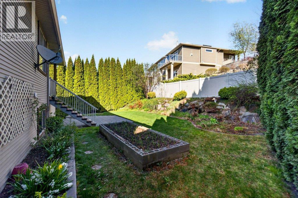  840 12 Street Southeast, Salmon Arm