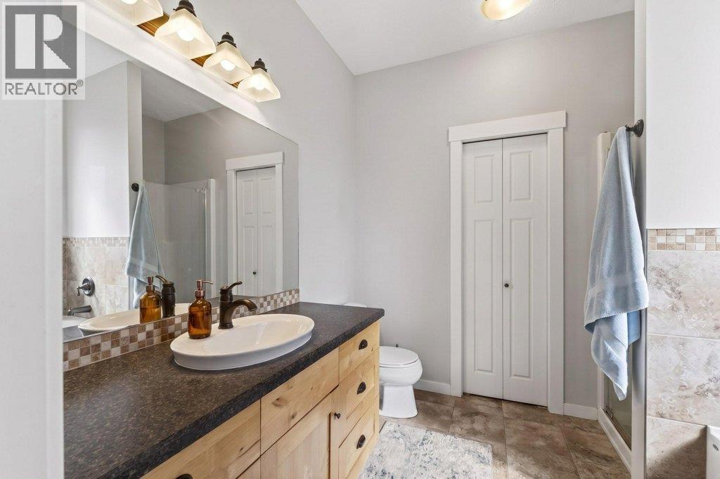  840 12 Street Southeast, Salmon Arm