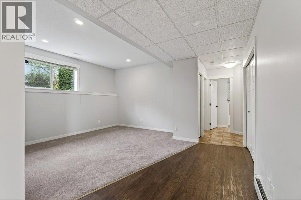  840 12 Street Southeast, Salmon Arm