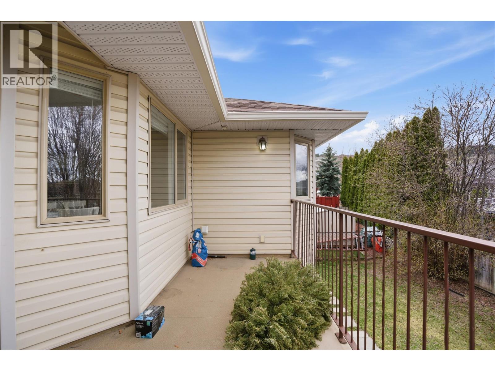 832 Regent Crescent - 10