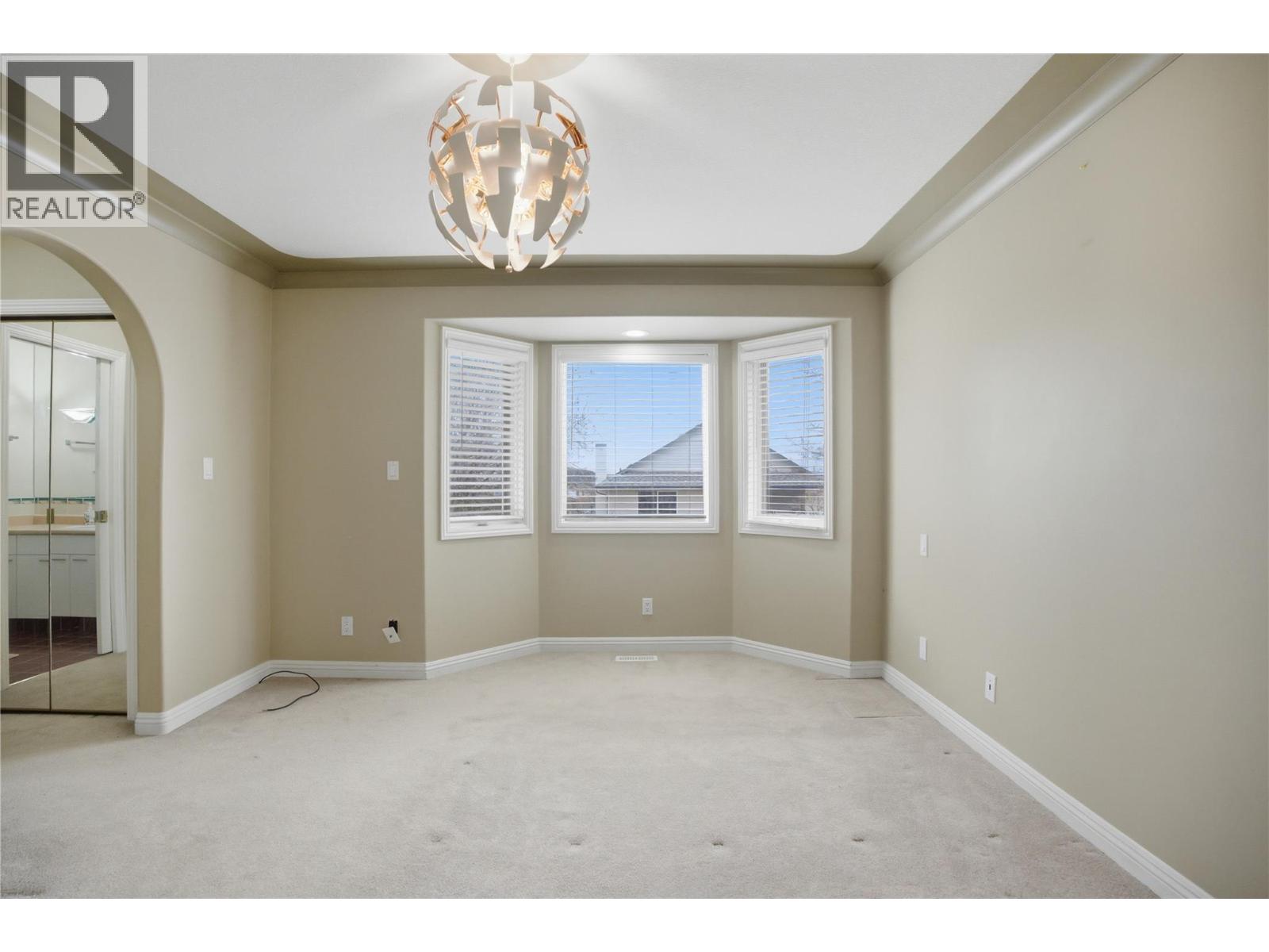 832 Regent Crescent - 25