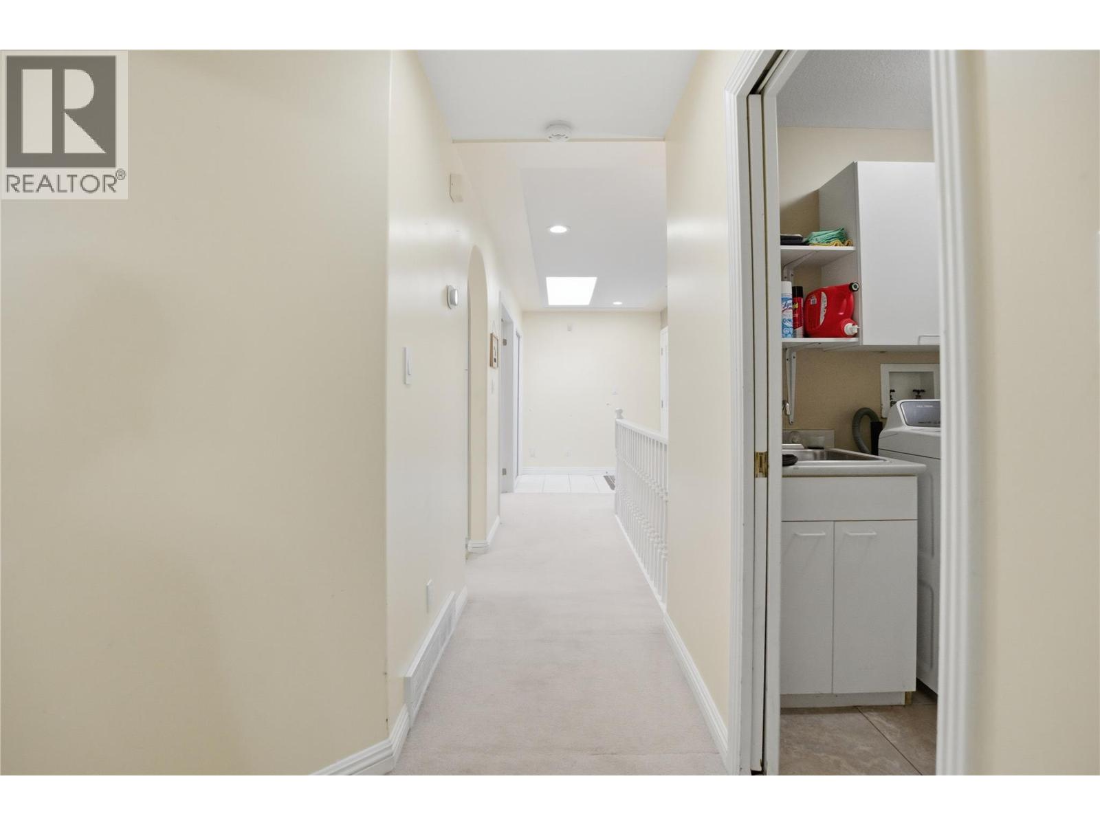 832 Regent Crescent - 33