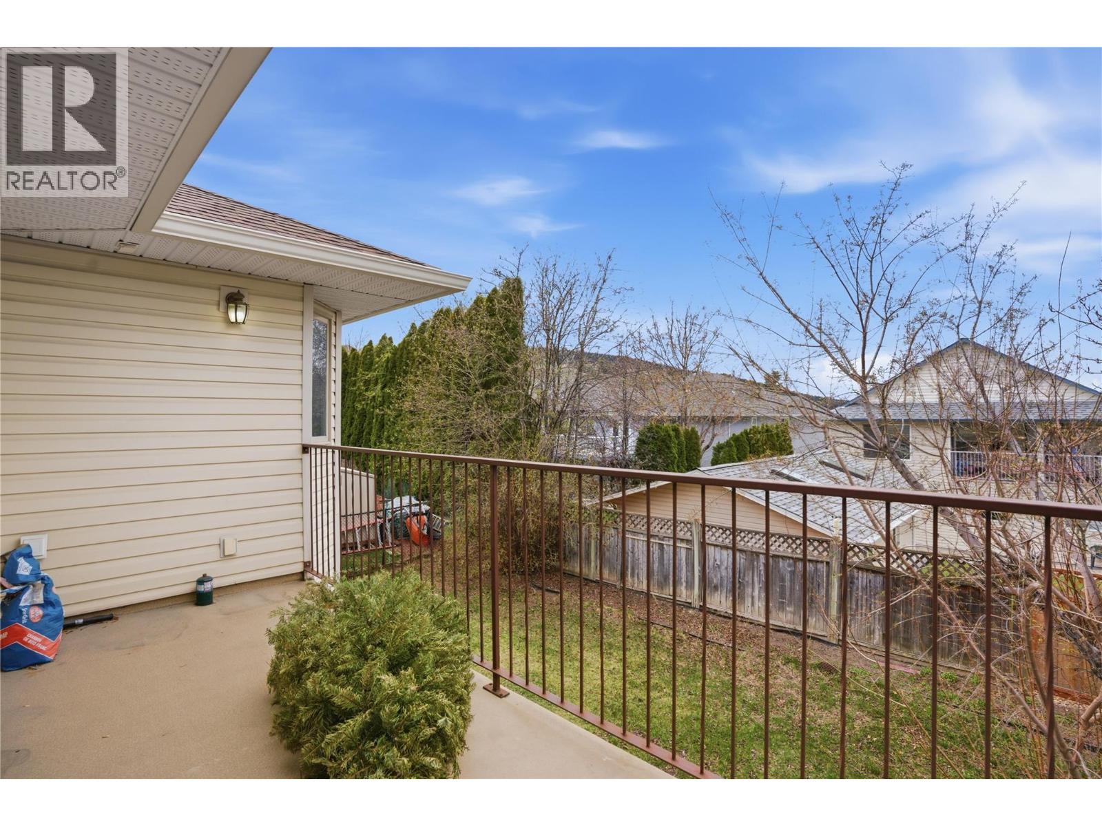 832 Regent Crescent - 8