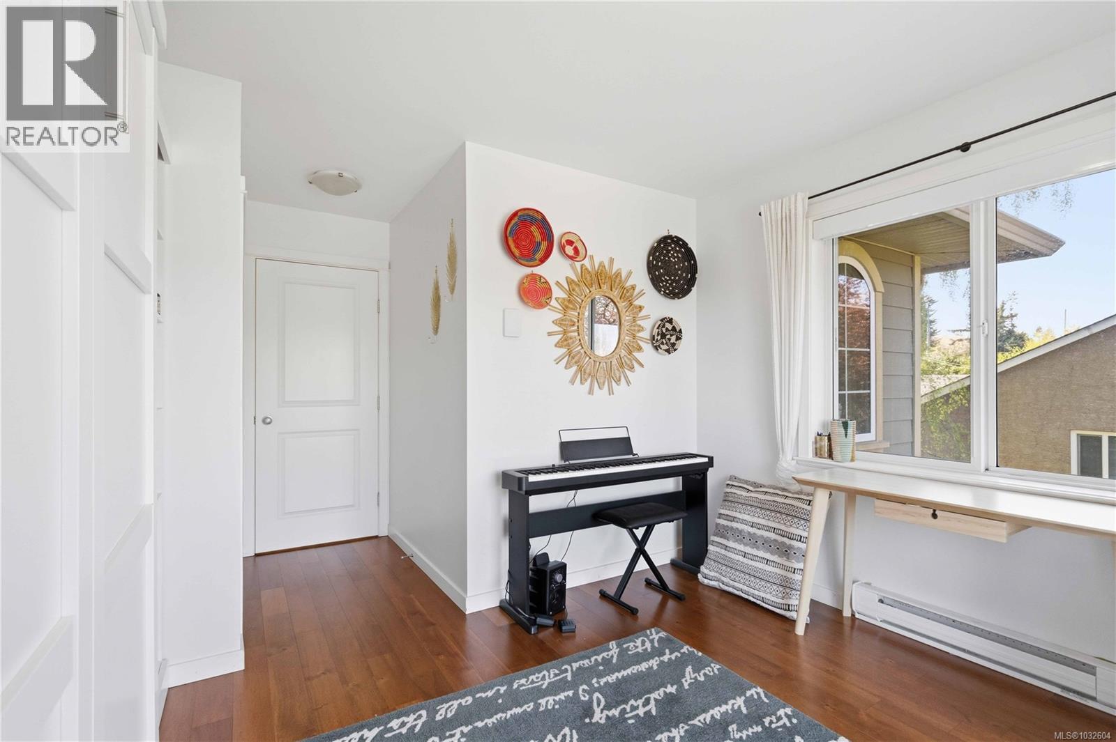  1089 Colville Road, Esquimalt