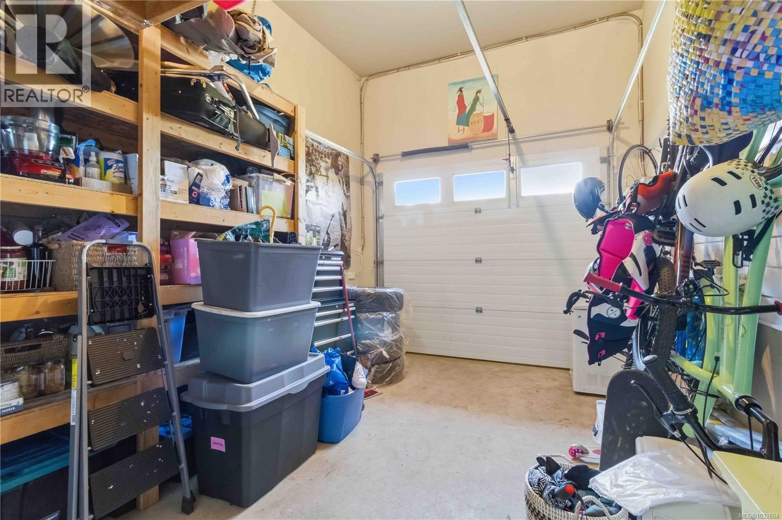  1089 Colville Road, Esquimalt