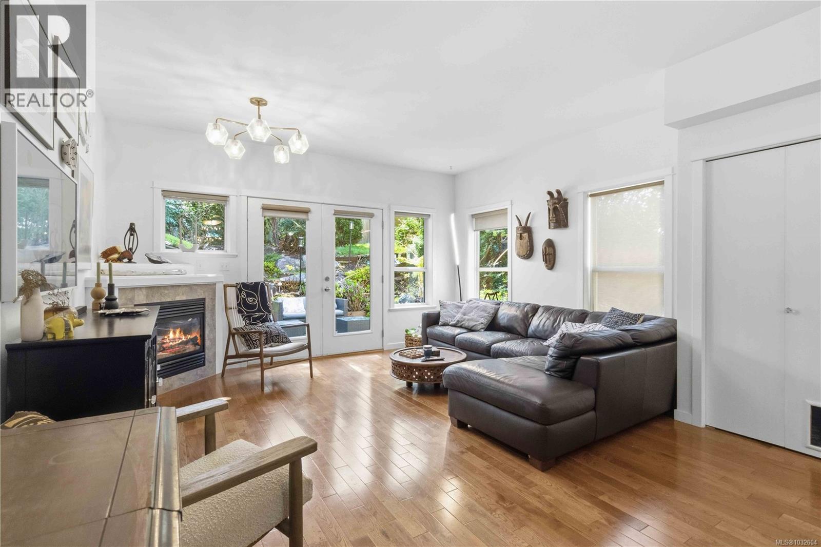  1089 Colville Road, Esquimalt