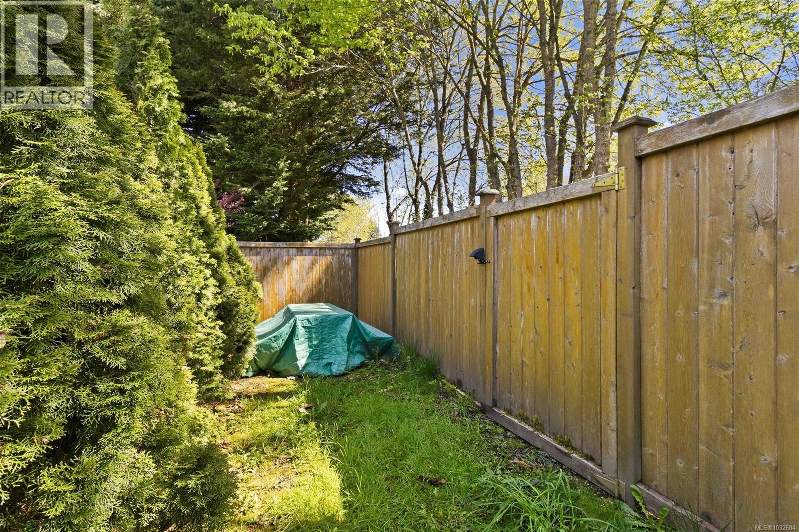  1089 Colville Road, Esquimalt