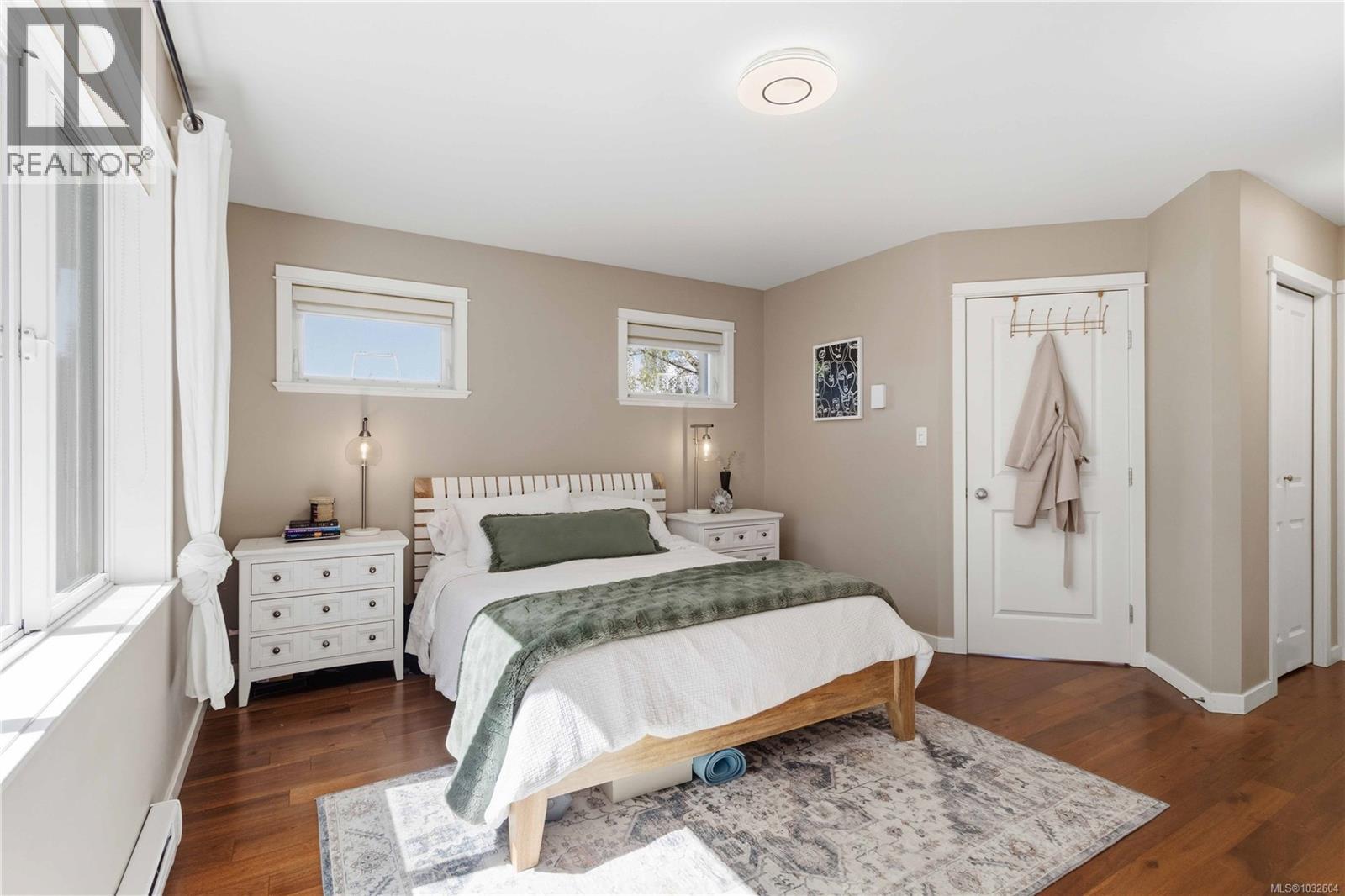  1089 Colville Road, Esquimalt